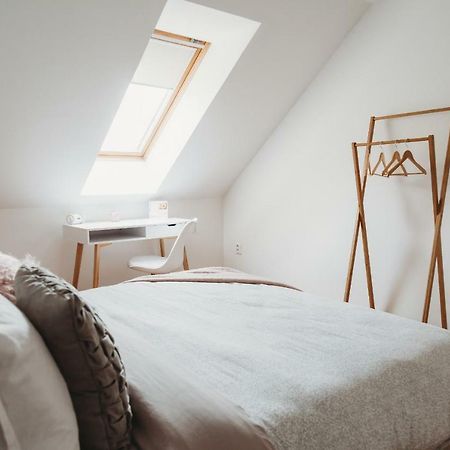Center City Charming Loft Apartment Košice Buitenkant foto